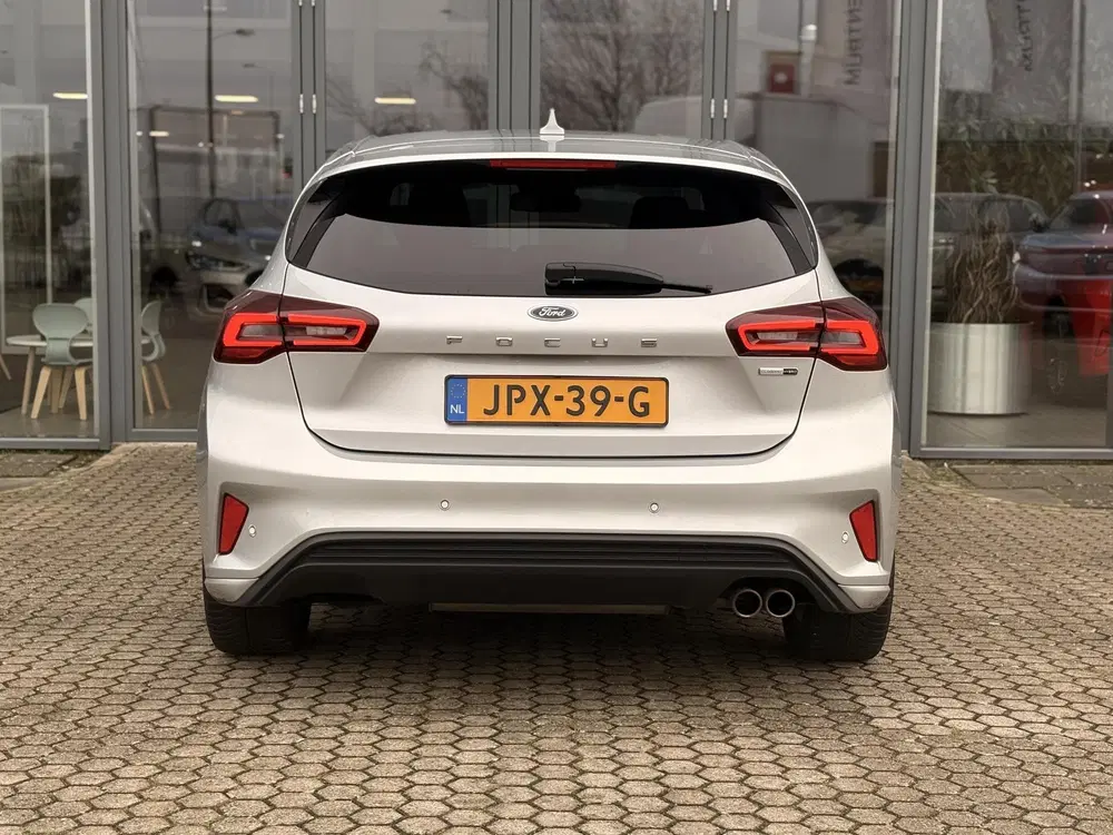 Ford Focus 1.0 EcoBoost Hybrid ST Line uit 2023, foto 8