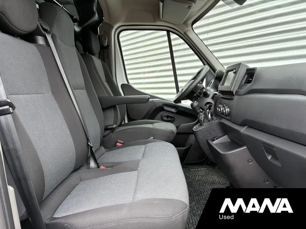 Renault Master T35 2.3 dCi 135 L2H2 Airco Sensoren Radio uit 2024, foto 10