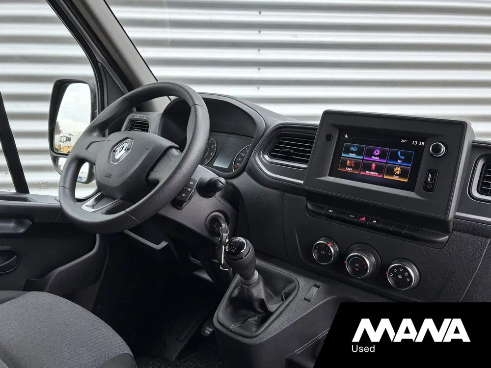Renault Master T35 2.3 dCi 135 L2H2 Airco Sensoren Radio uit 2024, foto 3