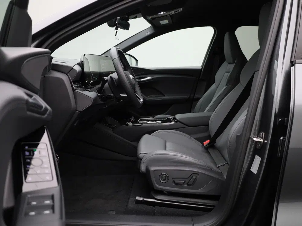 Audi Q6 e-tron S edition Quattro 100 kWh uit 2024, foto 11