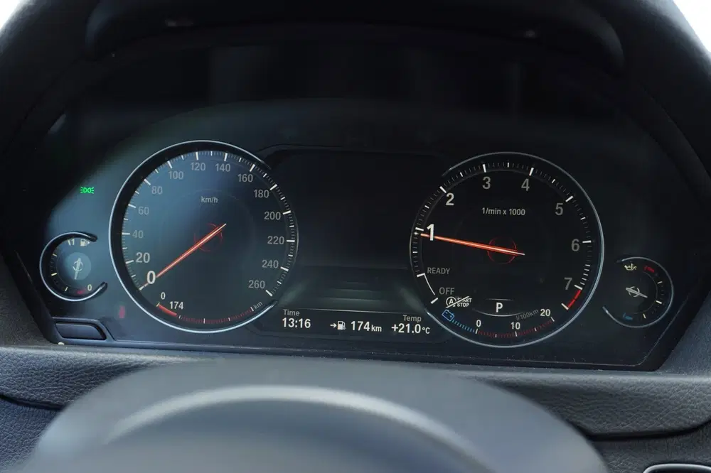 BMW 3-serie 318i M Sport elek-Klep+Led+Volleder+navi uit 2019, foto 14