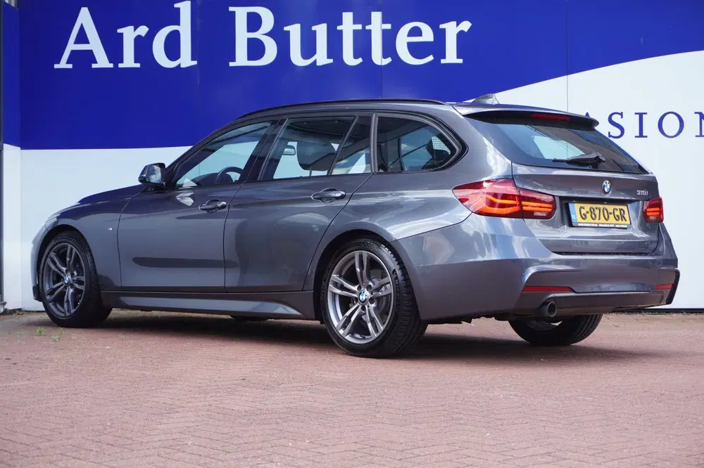 BMW 3-serie 318i M Sport elek-Klep+Led+Volleder+navi uit 2019, foto 3
