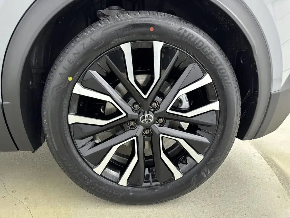 Toyota C-HR First Edition 77 kWh (bj 2026 uit 2026, foto 10