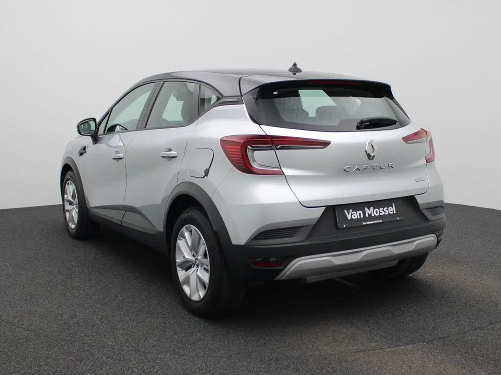 Renault Captur 1.6 E-Tech plug-in hybrid 160Pk Zen uit 2022, foto 2