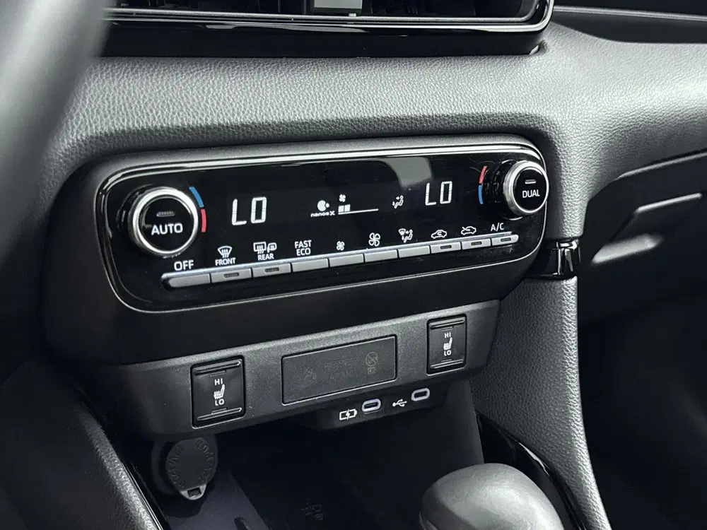 Toyota Yaris Hybrid 130 Launch Edition uit 2024, foto 10