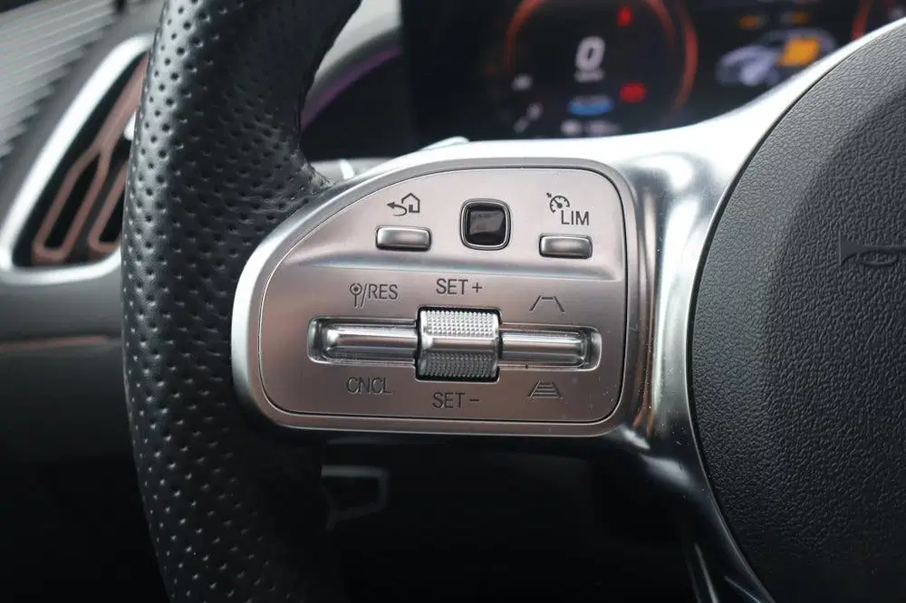 Mercedes-Benz EQC Mercedes EQC 400 4MATIC 408pk AMG-Line SoH uit 2022, foto 15