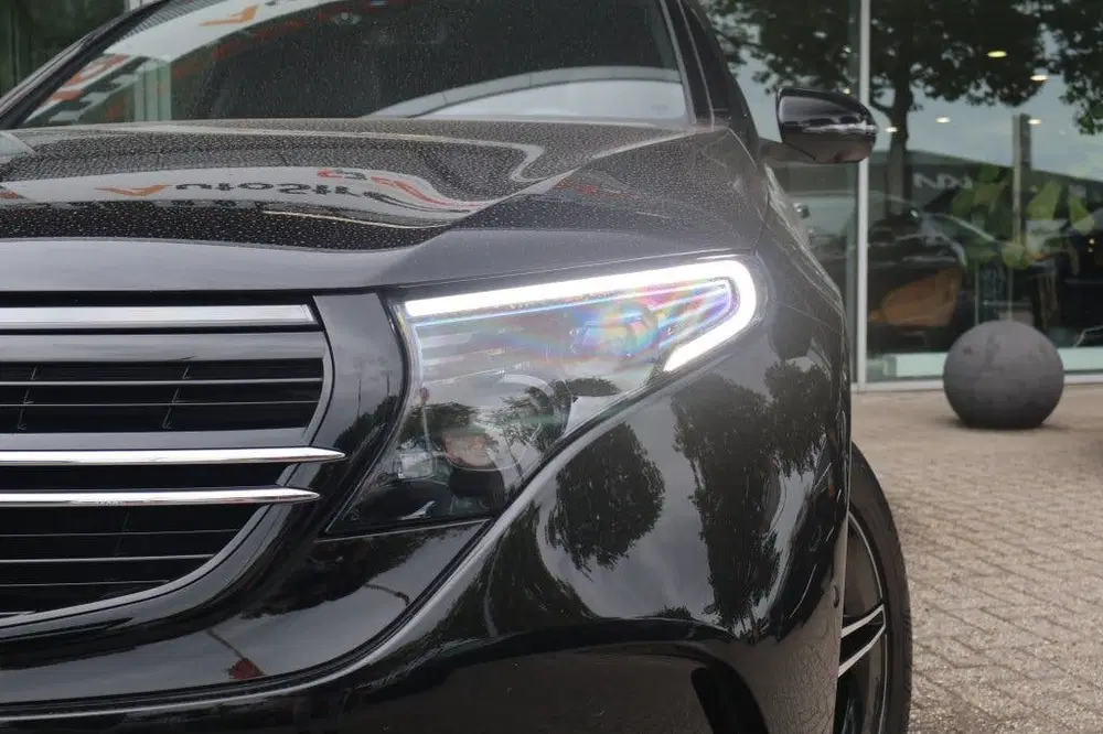 Mercedes-Benz EQC Mercedes EQC 400 4MATIC 408pk AMG-Line SoH uit 2022, foto 4
