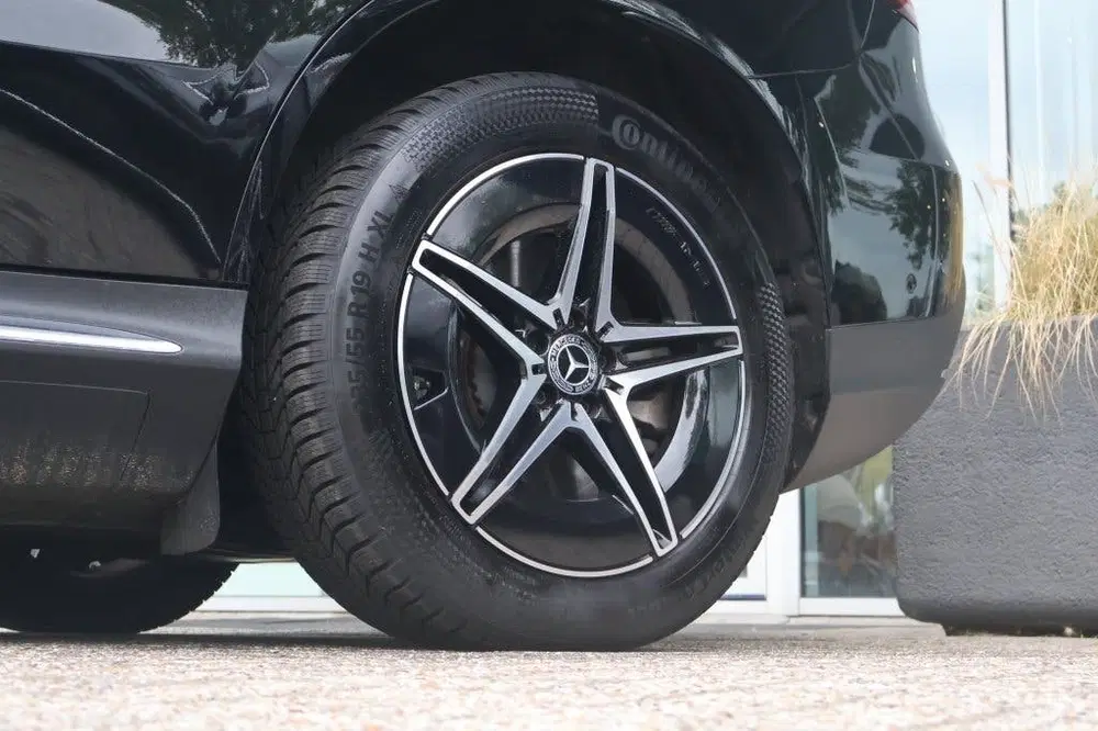 Mercedes-Benz EQC Mercedes EQC 400 4MATIC 408pk AMG-Line SoH uit 2022, foto 5