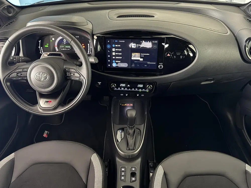 Toyota Aygo X Hybrid 115 GR Sport JBL Audio uit 2026, foto 11