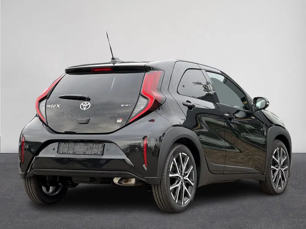 Toyota Aygo X Hybrid 115 GR Sport JBL Audio uit 2026, foto 2