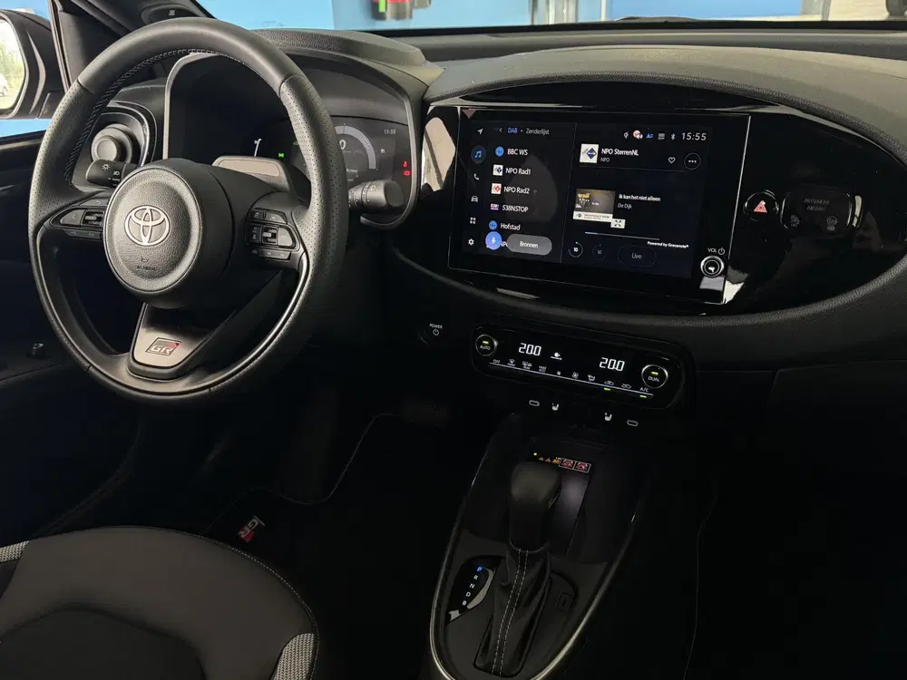 Toyota Aygo X Hybrid 115 GR Sport JBL Audio uit 2026, foto 3