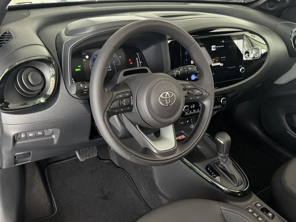 Toyota Aygo X Hybrid 115 envy JBL Audio uit 2026, foto 10