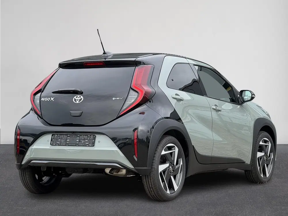 Toyota Aygo X Hybrid 115 envy JBL Audio uit 2026, foto 4