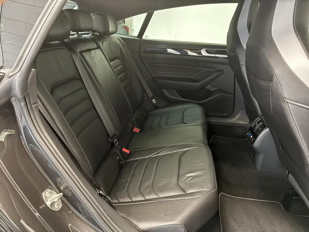 Volkswagen Arteon 2.0 TSI R-Line Business+ uit 2022, foto 13
