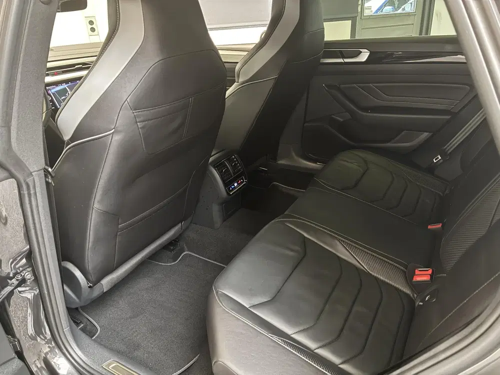 Volkswagen Arteon 2.0 TSI R-Line Business+ uit 2022, foto 14