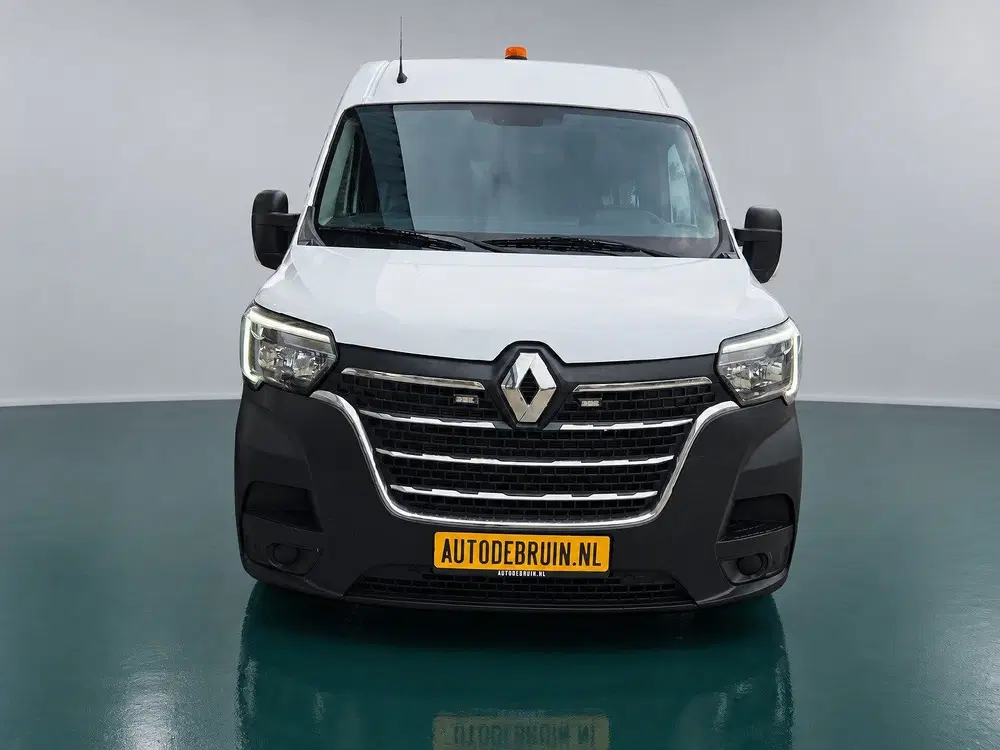 Peugeot Boxer uit 2020, foto 2