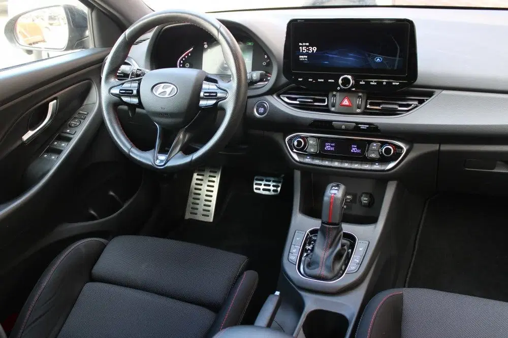Hyundai i30 1.5 T-GDi MHEV N-Line Sky Automaat uit 2024, foto 2