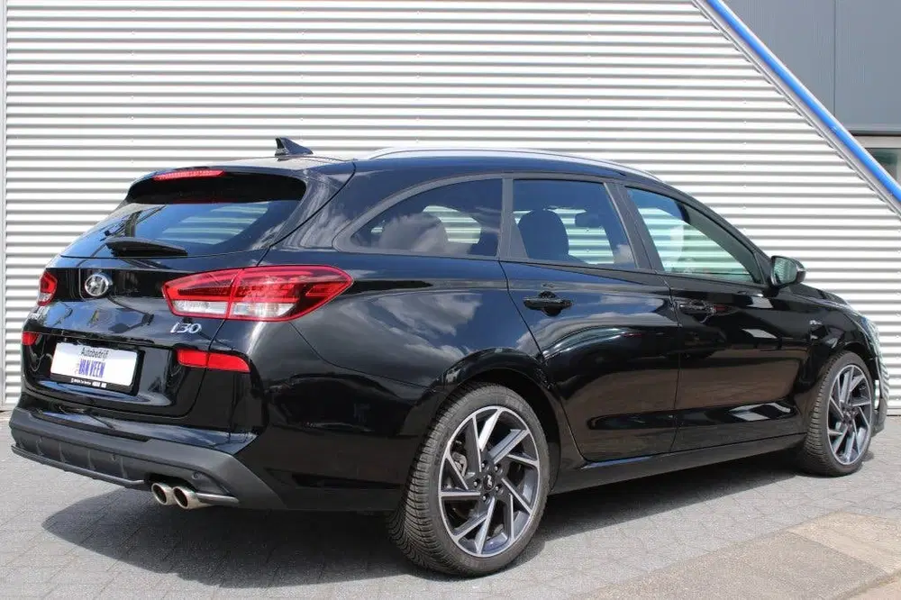 Hyundai i30 1.5 T-GDi MHEV N-Line Sky Automaat uit 2024, foto 3