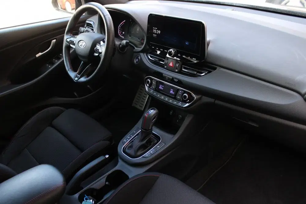 Hyundai i30 1.5 T-GDi MHEV N-Line Sky Automaat uit 2024, foto 6