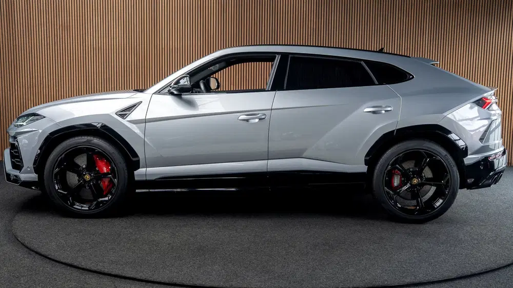 Lamborghini Urus 4.0 V8 HUD Leder Ceramic B&O 360 Massage uit 2022, foto 2