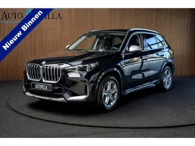 BMW X1 xDrive23i xLine Navi Camera Leder PDC 18'' uit 2023