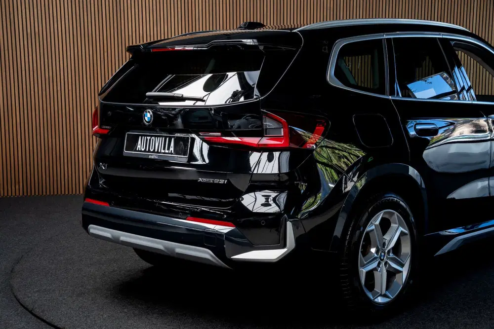BMW X1 xDrive23i xLine Navi Camera Leder PDC 18'' uit 2023, foto 13