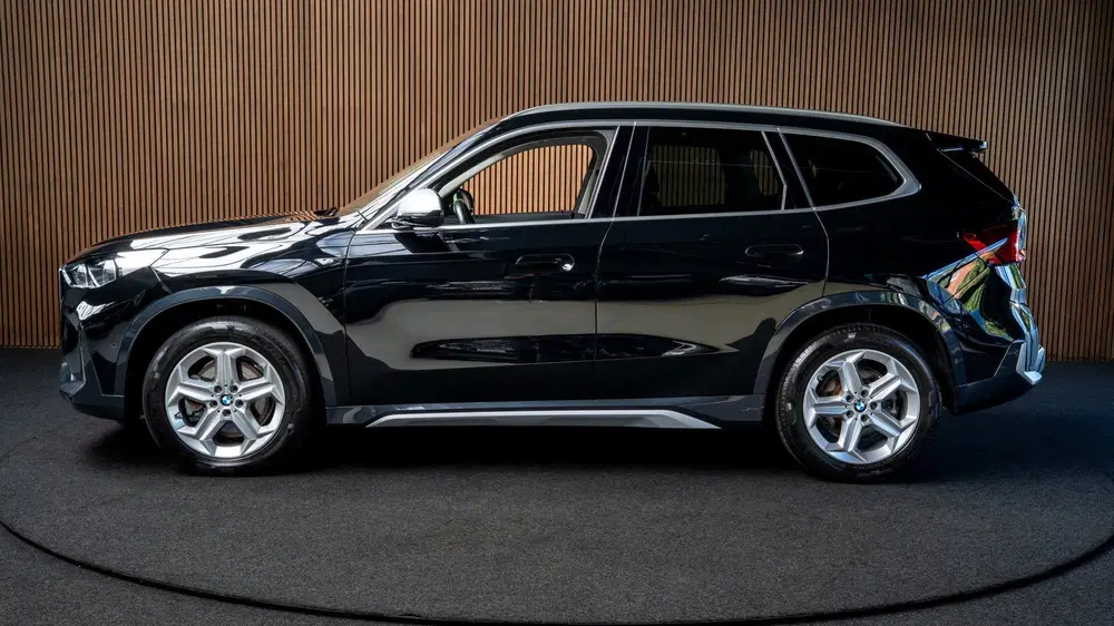 BMW X1 xDrive23i xLine Navi Camera Leder PDC 18'' uit 2023, foto 2
