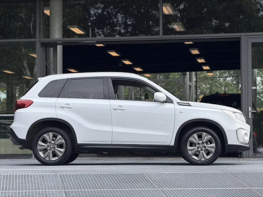 Suzuki Vitara 1.0 Boosterjet Select 112PK uit 2019, foto 2