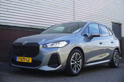 BMW 2-serie Active Tourer 223i 218PK M-Sport uit 2023