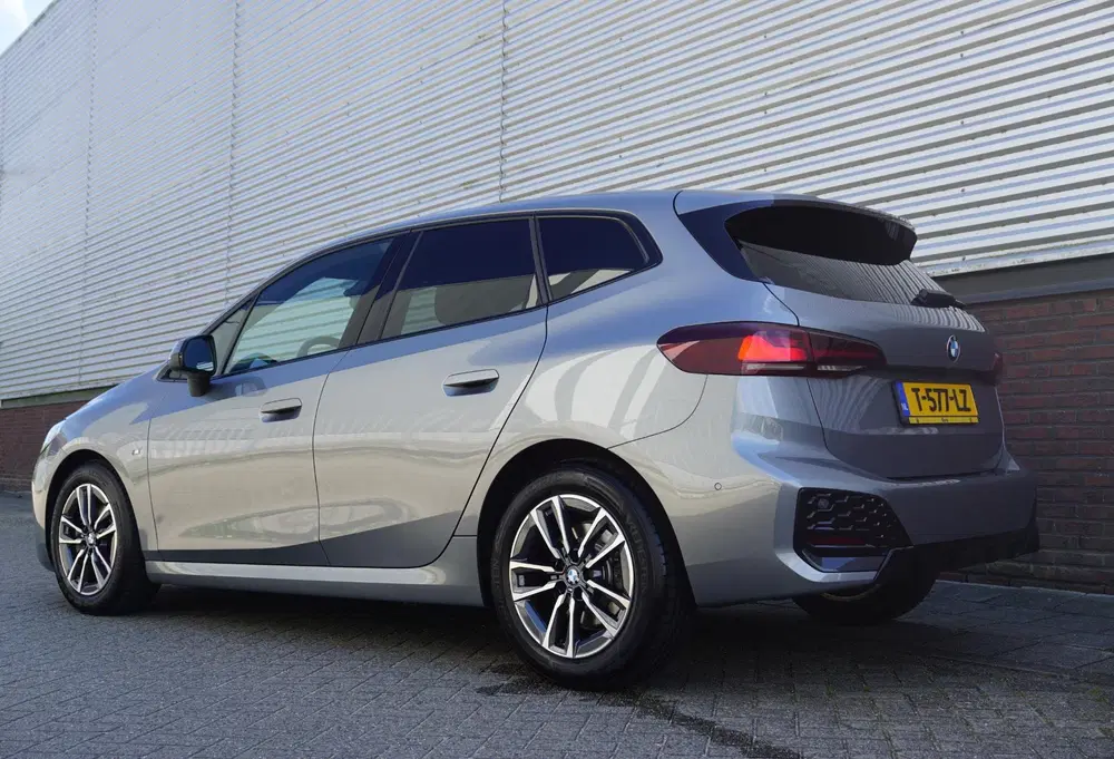BMW 2-serie Active Tourer 223i 218PK M-Sport uit 2023, foto 4