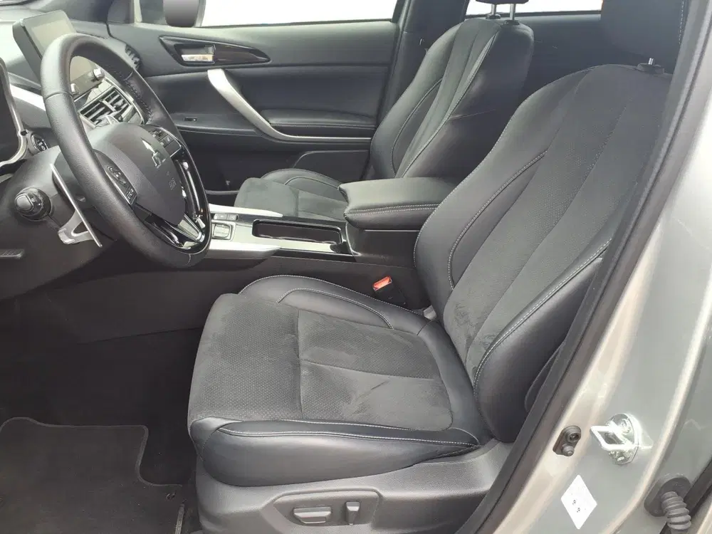 Mitsubishi Eclipse Cross 2.4 PHEV Intense+ Automaat uit 2023, foto 12