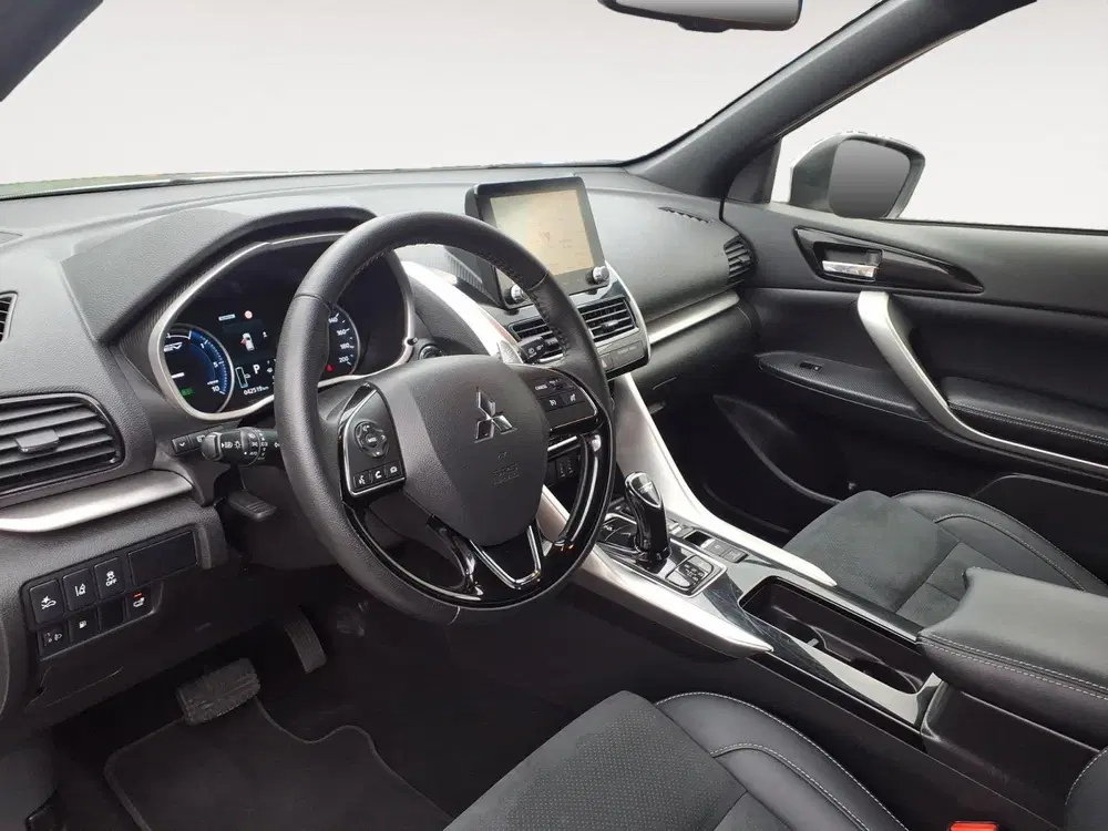 Mitsubishi Eclipse Cross 2.4 PHEV Intense+ Automaat uit 2023, foto 13