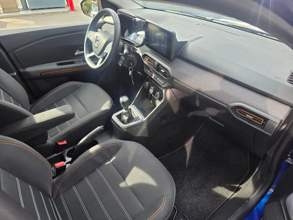 Dacia Sandero 1.0 TCe 90 Comfortnette auto uit 2022, foto 11