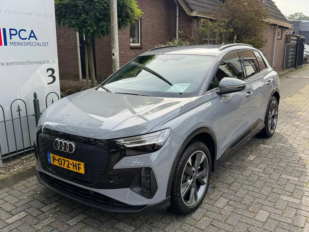 Audi Q4 e-tron Launch edition Advanced 55 kWh (bj 2022) uit 2022