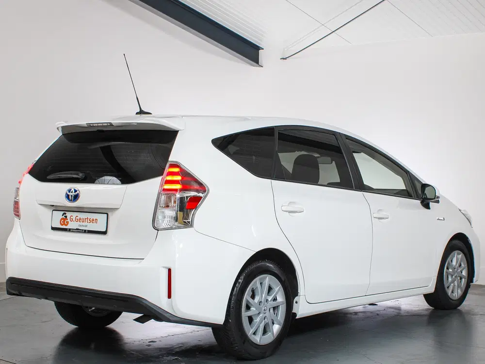Toyota Prius 1.8 Active Cruise Control uit 2020, foto 2