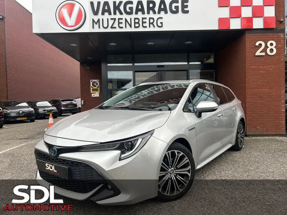 Toyota Corolla 1.8 Hybrid Executive uit 2020