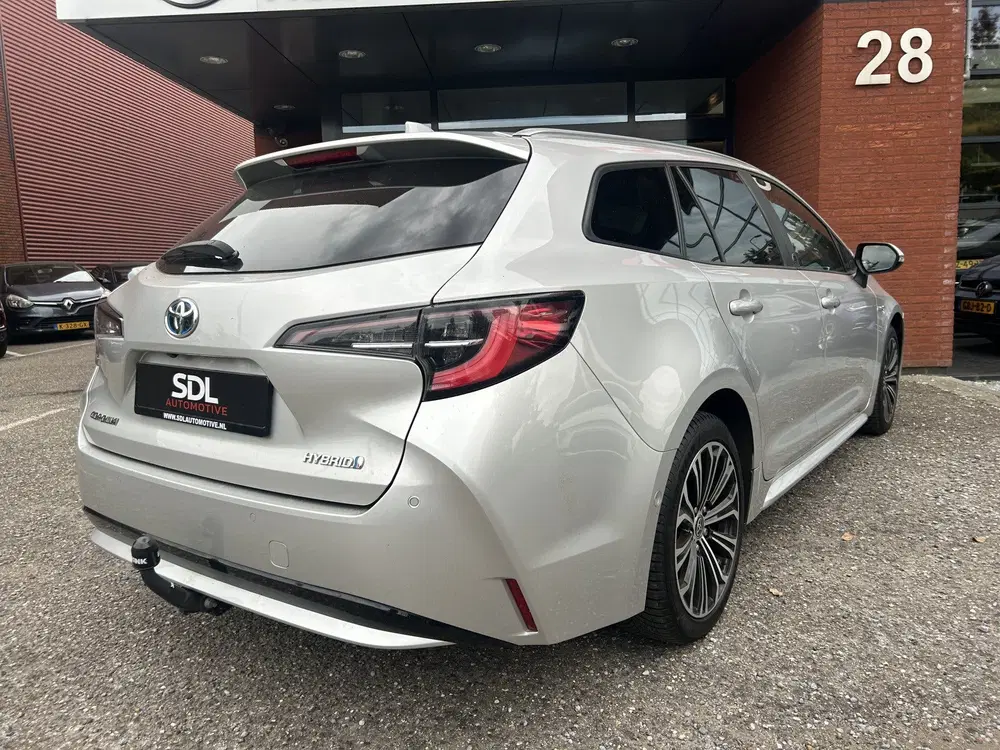 Toyota Corolla 1.8 Hybrid Executive uit 2020, foto 3