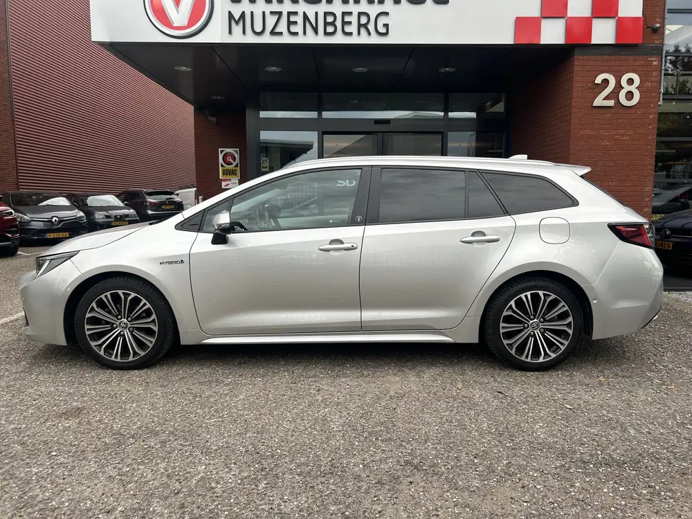 Toyota Corolla 1.8 Hybrid Executive uit 2020, foto 4