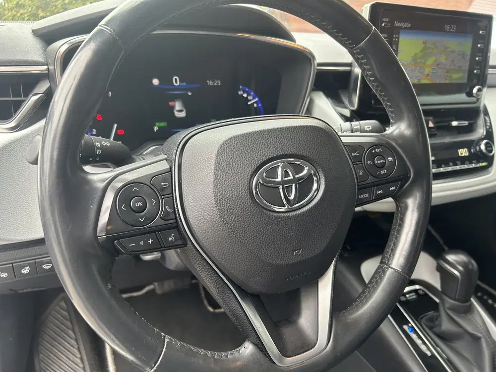 Toyota Corolla 1.8 Hybrid Executive uit 2020, foto 7