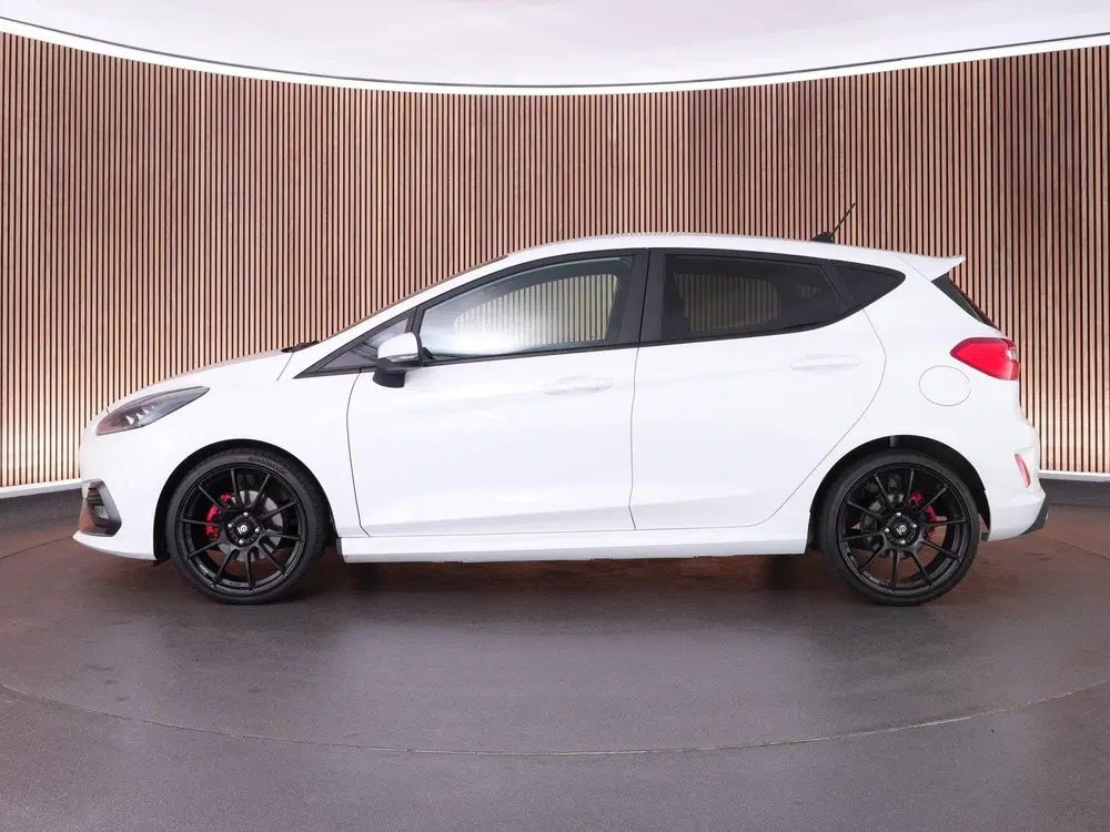 Ford Fiesta 1.5 200pk uit 2019, foto 11