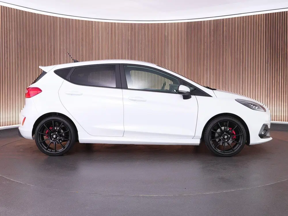 Ford Fiesta 1.5 200pk uit 2019, foto 12