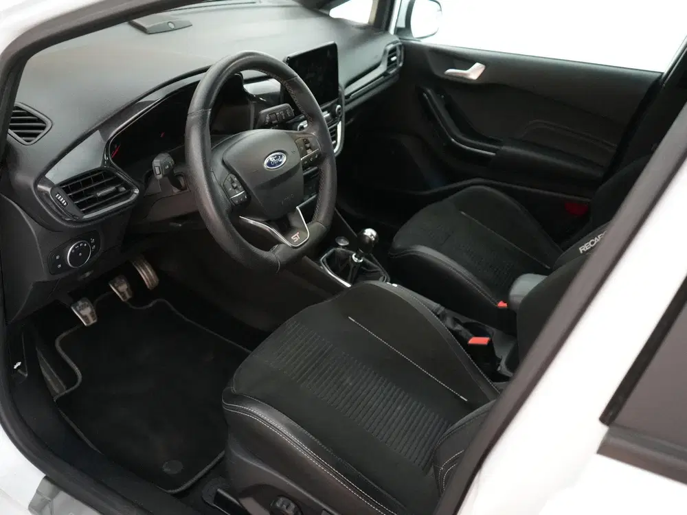 Ford Fiesta 1.5 200pk uit 2019, foto 4