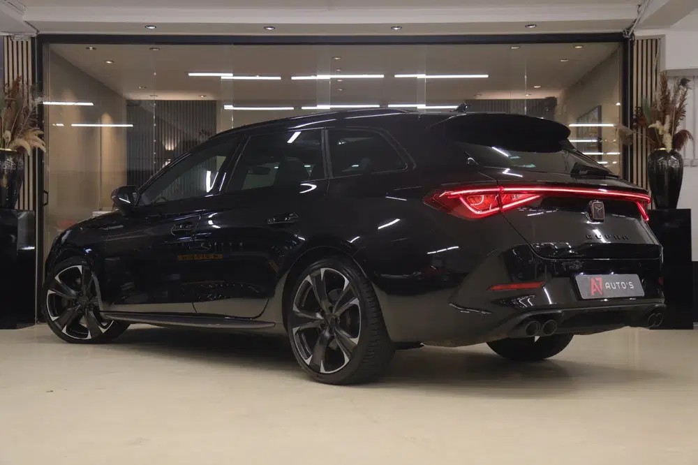 Cupra Leon CUPRA LEON SP 2.0 TSI 311 pk PANO uit 2022, foto 2