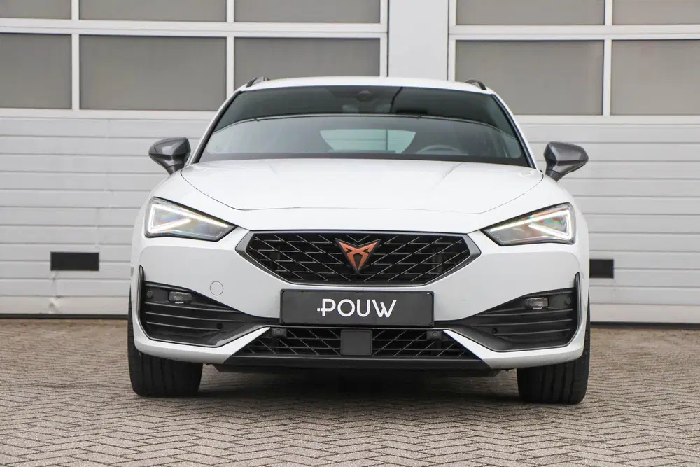 Cupra Leon 1.4 e-Hybrid 245pk VZ uit 2023, foto 9