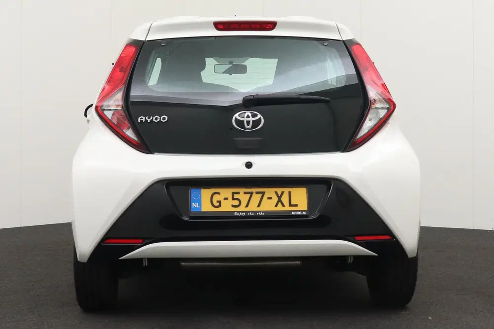 Toyota Aygo 1.0 Aut. VVT-i x-play Carplay Camera Airco uit 2020, foto 4