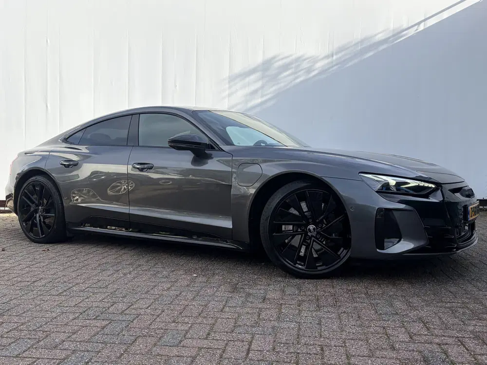 Audi e-tron GT RS 93 kWh 600pk Pano HUD 360° Adapt.Cru uit 2022, foto 15
