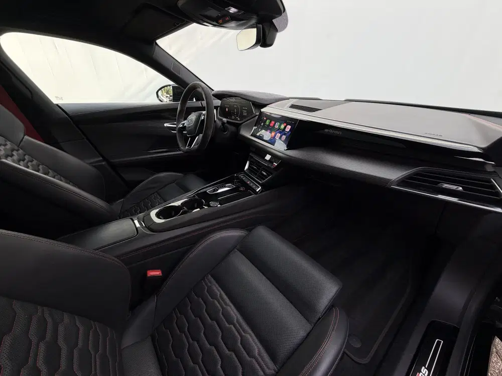 Audi e-tron GT RS 93 kWh 600pk Pano HUD 360° Adapt.Cru uit 2022, foto 3