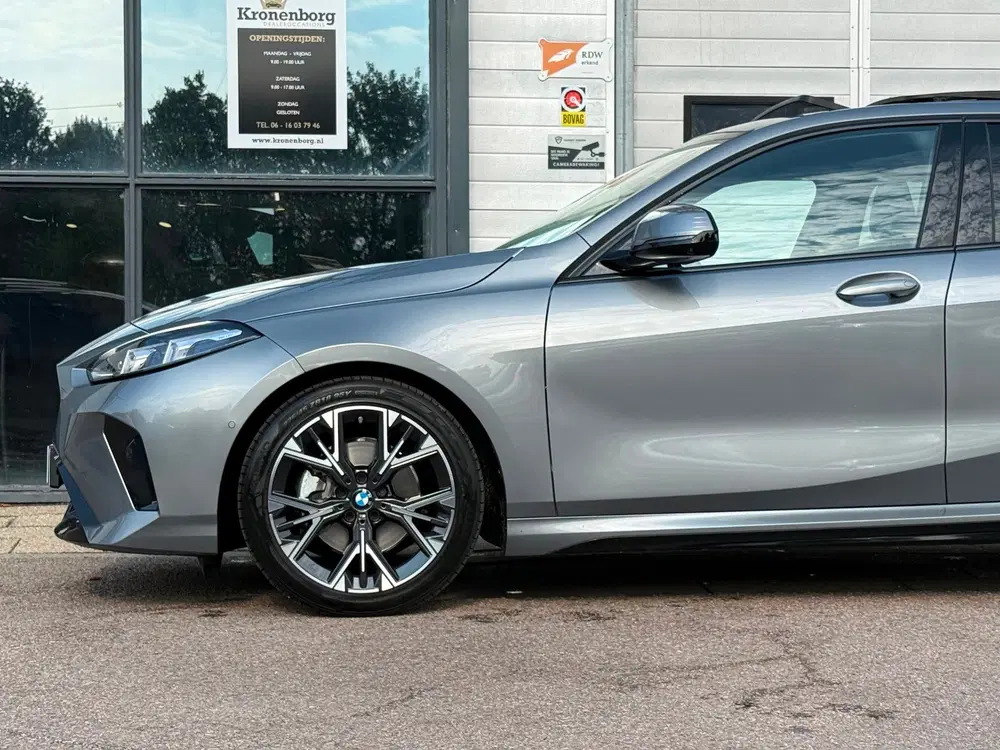 BMW 1-serie 120 M Sport Design Edition uit 2026, foto 13