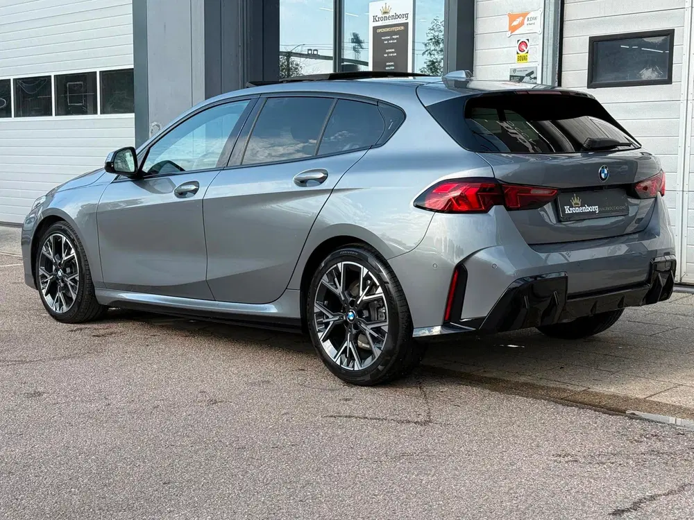 BMW 1-serie 120 M Sport Design Edition uit 2026, foto 15