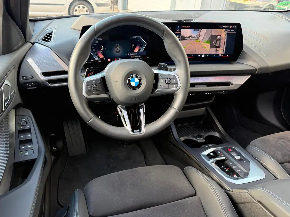 BMW 1-serie 120 M Sport Design Edition uit 2026, foto 4